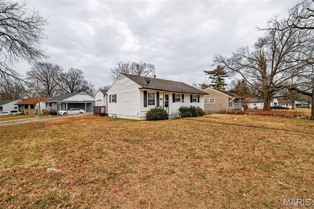 10518 Renfrew Drive, St Louis, MO 63137