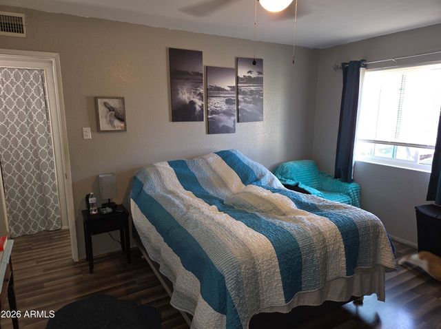 3204 W Loma Lane 2, Phoenix, AZ 85051