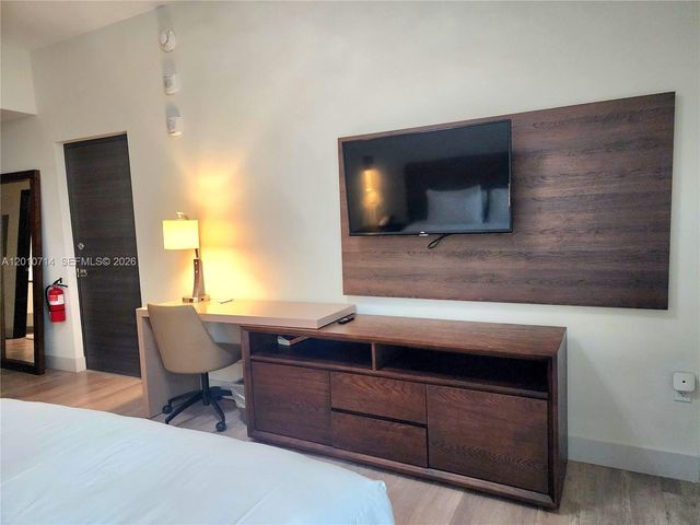 777 N Ocean Dr S207, Hollywood, FL 33019