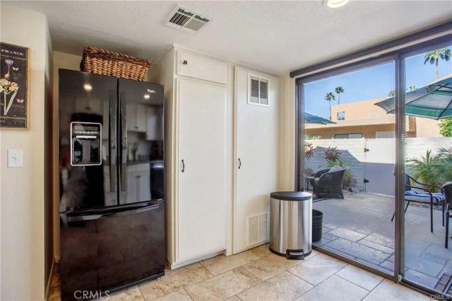 5784 Los Coyotes, Palm Springs, CA 92264