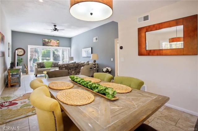 5784 Los Coyotes, Palm Springs, CA 92264