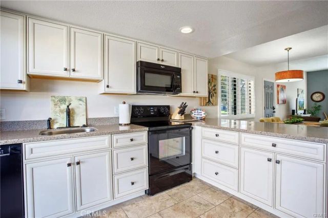 5784 Los Coyotes, Palm Springs, CA 92264