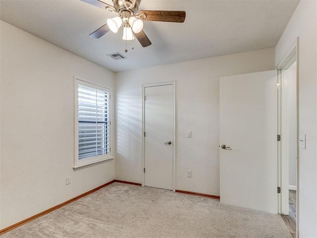 409 E Twelve Oaks Terrace, Mustang, OK 73064
