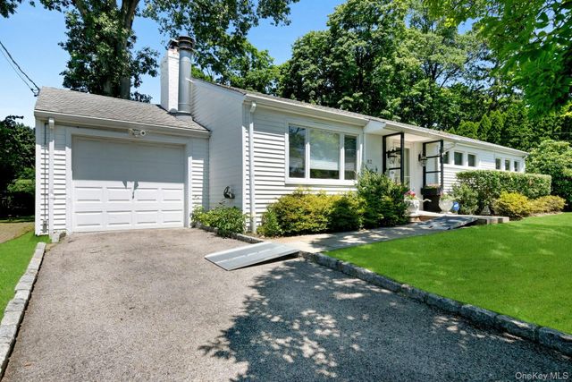 82 Holbrooke Road, White Plains, NY 10605