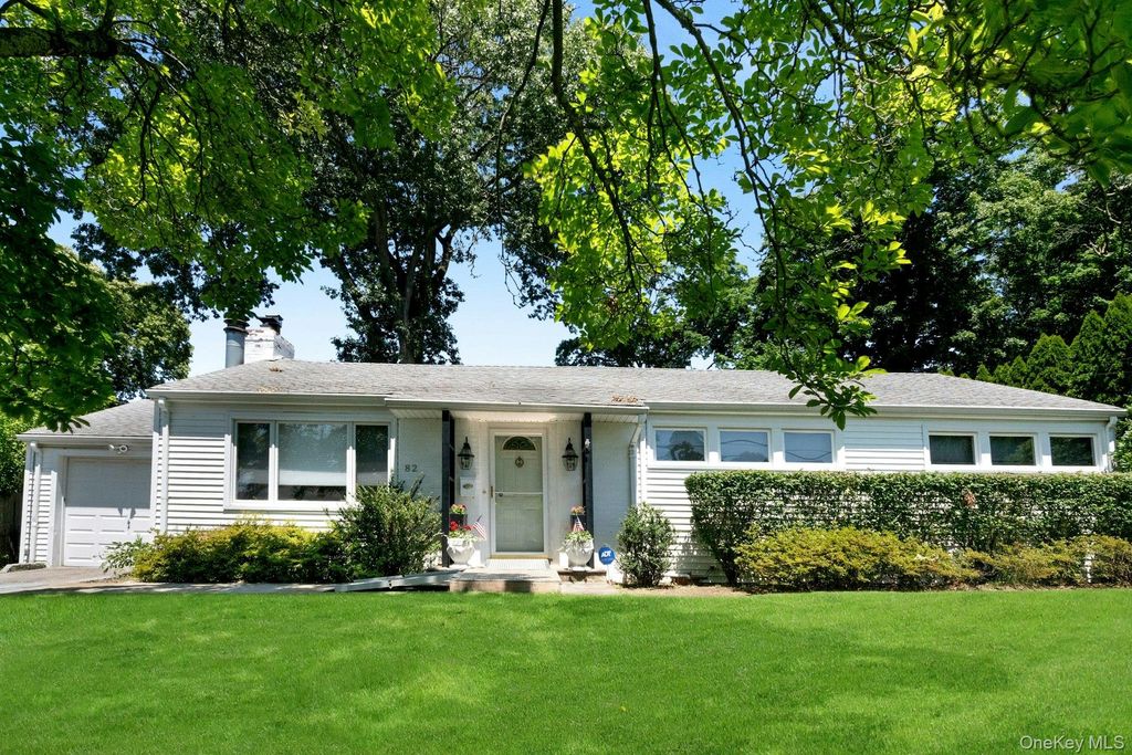 82 Holbrooke Road, White Plains, NY 10605