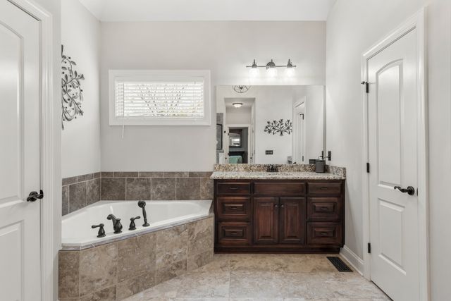 107 Nogs Gdn, Gallatin, TN 37066