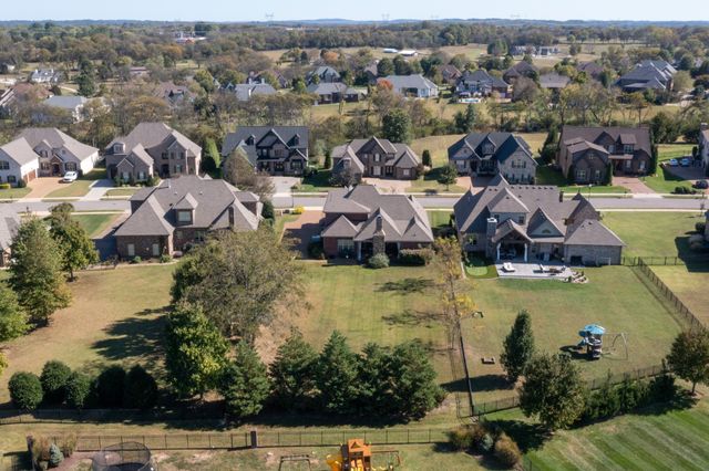 107 Nogs Gdn, Gallatin, TN 37066