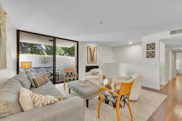 500 E Del Mar Boulevard 12, Pasadena, CA 91101