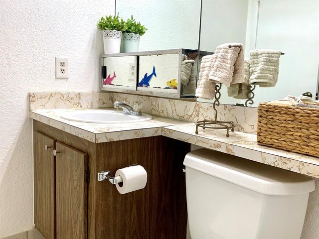 2801 N Pine Island Road 110, Sunrise, FL 33322