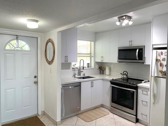 2801 N Pine Island Road 110, Sunrise, FL 33322