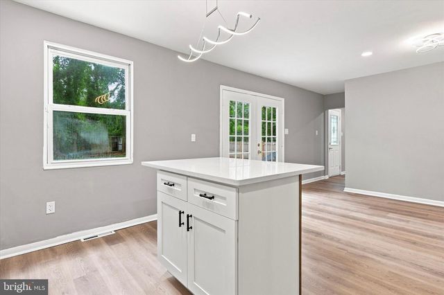 160 FAMILY LN, Deptford Township, NJ 08096