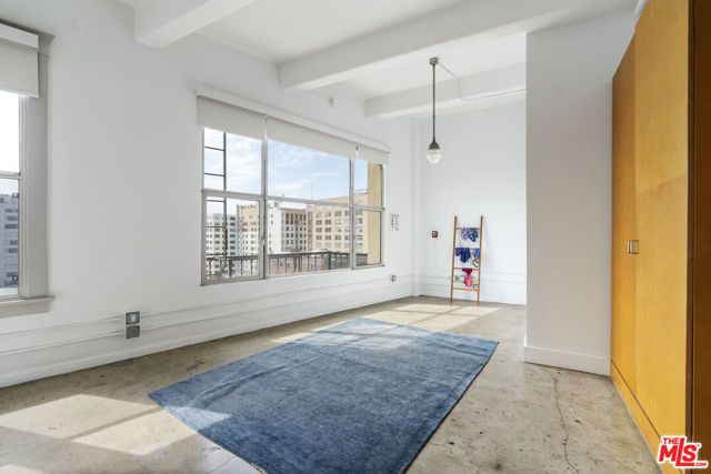 814 S Spring Street 8, Los Angeles, CA 90014