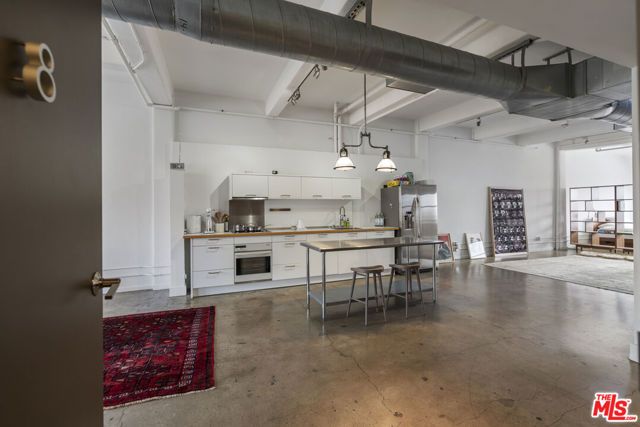 814 S Spring Street 8, Los Angeles, CA 90014