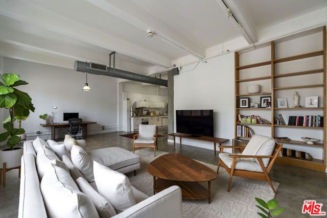 814 S Spring Street 8, Los Angeles, CA 90014