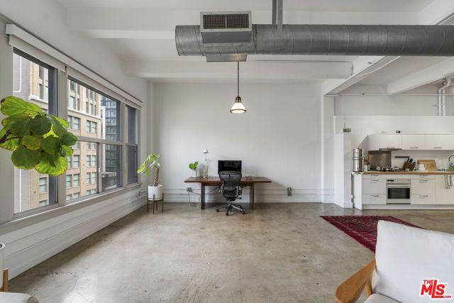 814 S Spring Street 8, Los Angeles, CA 90014