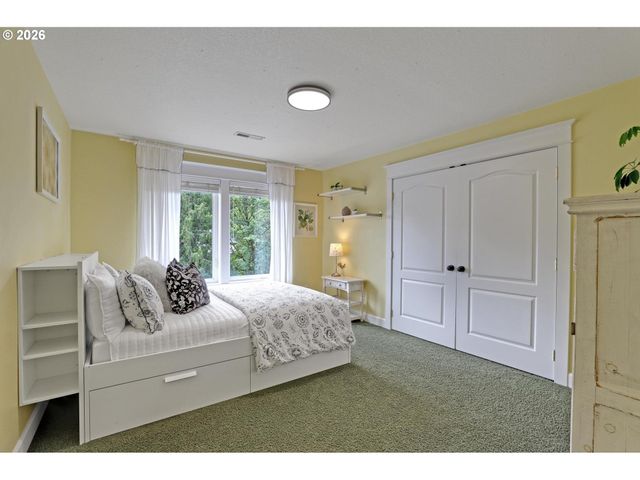 10777 Nw RAINMONT Rd, Portland, OR 97229