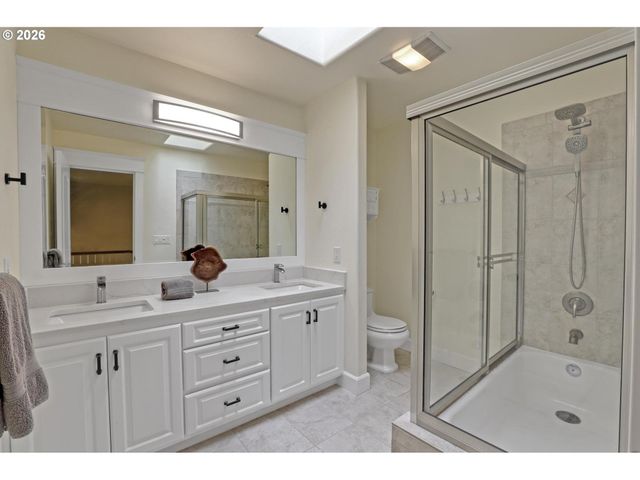 10777 Nw RAINMONT Rd, Portland, OR 97229