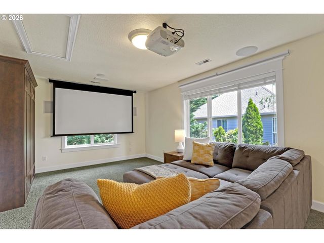 10777 Nw RAINMONT Rd, Portland, OR 97229