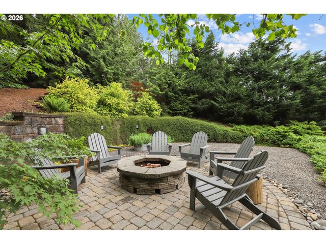 10777 Nw RAINMONT Rd, Portland, OR 97229