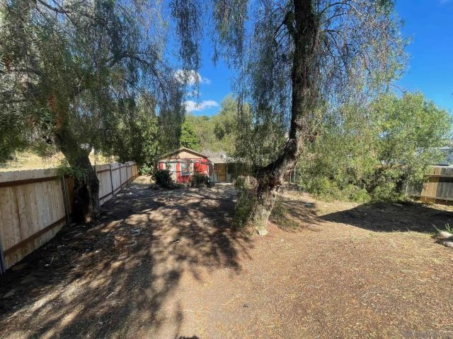 8574 Atlas View, Santee, CA 92071