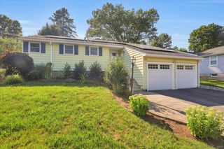 99 Knollwood Road, West Hartford, CT 06110