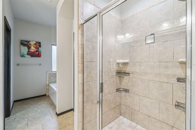 19024 Pinehurst Trail Drive, Edmond, OK 73012