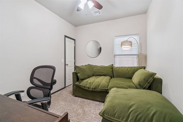 19024 Pinehurst Trail Drive, Edmond, OK 73012