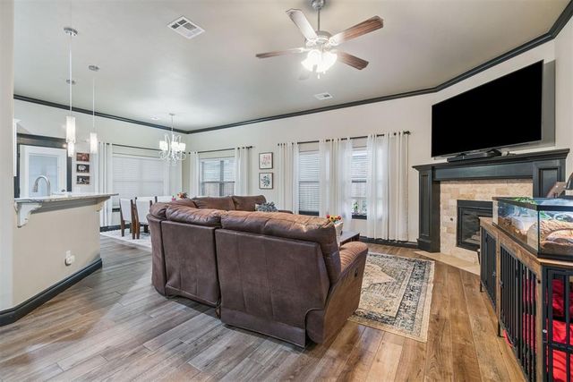 19024 Pinehurst Trail Drive, Edmond, OK 73012