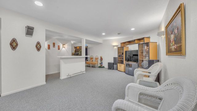 1145 Carriage CIRCLE, Fond Du Lac, WI 54935