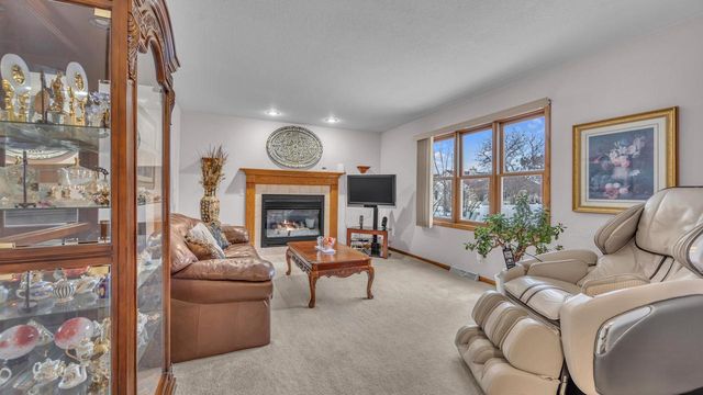 1145 Carriage CIRCLE, Fond Du Lac, WI 54935