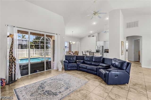 4125 Jacaranda PKWY W, Cape Coral, FL 33993