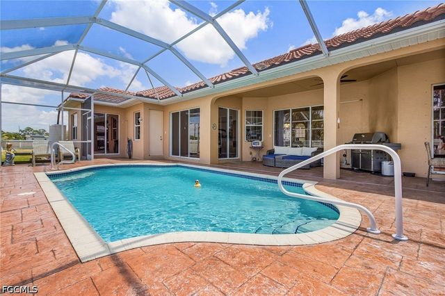 4125 Jacaranda PKWY W, Cape Coral, FL 33993