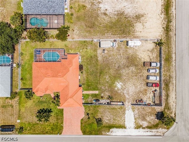 4125 Jacaranda PKWY W, Cape Coral, FL 33993