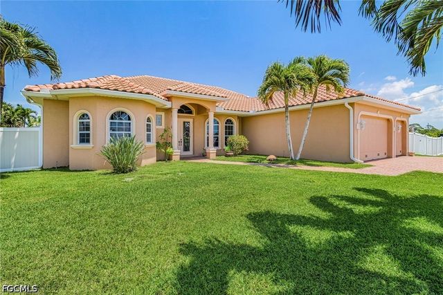 4125 Jacaranda PKWY W, Cape Coral, FL 33993
