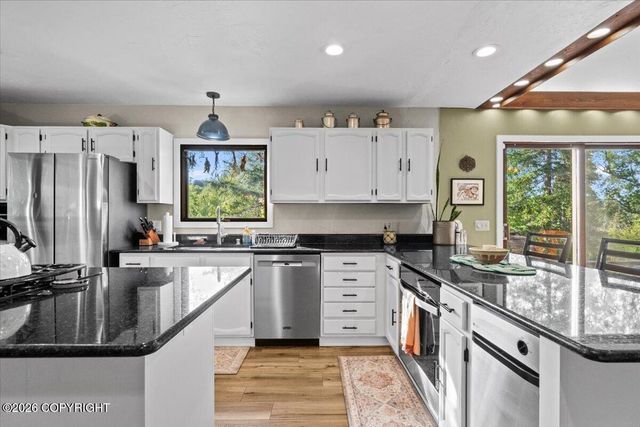 4700 Rabbit Creek Road, Anchorage, AK 99516