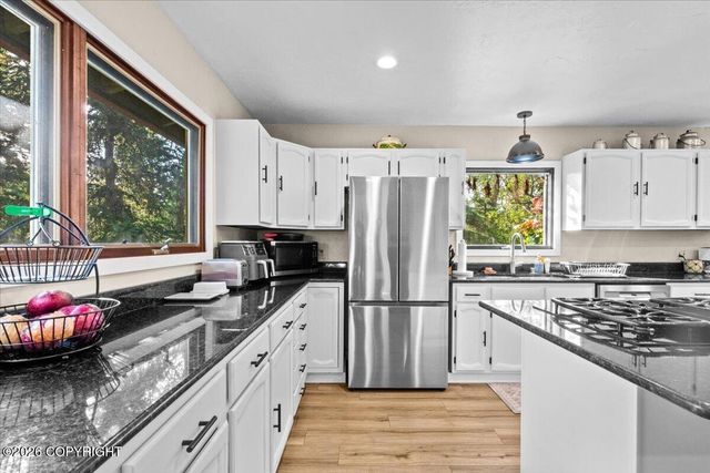 4700 Rabbit Creek Road, Anchorage, AK 99516