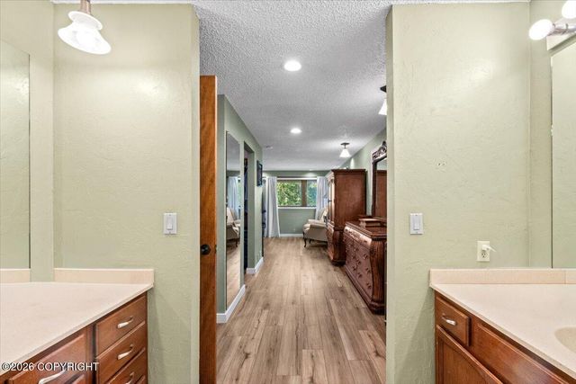 4700 Rabbit Creek Road, Anchorage, AK 99516