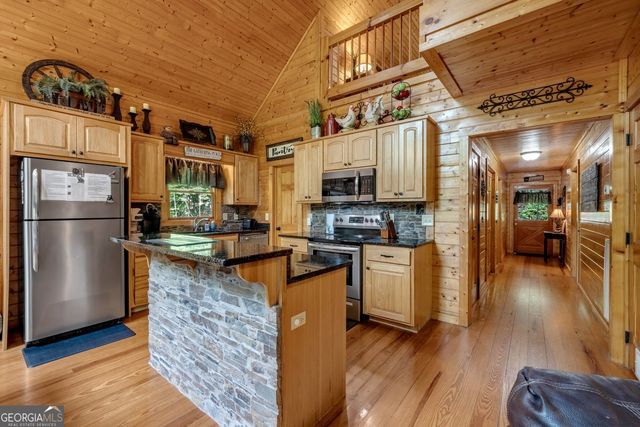 549 Sleepy Hollow Road, Ellijay, GA 30536