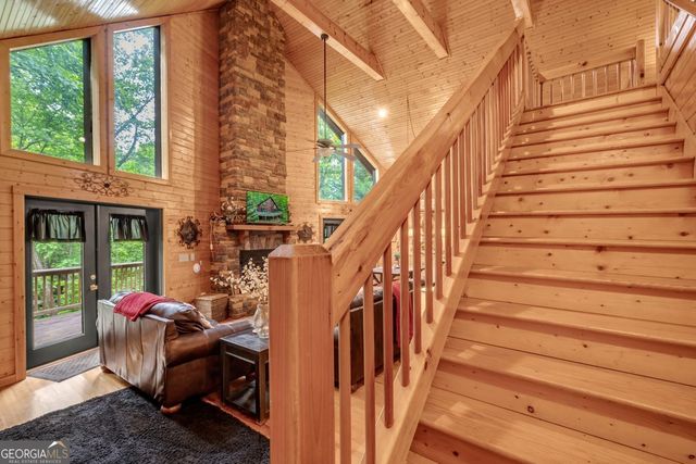 549 Sleepy Hollow Road, Ellijay, GA 30536