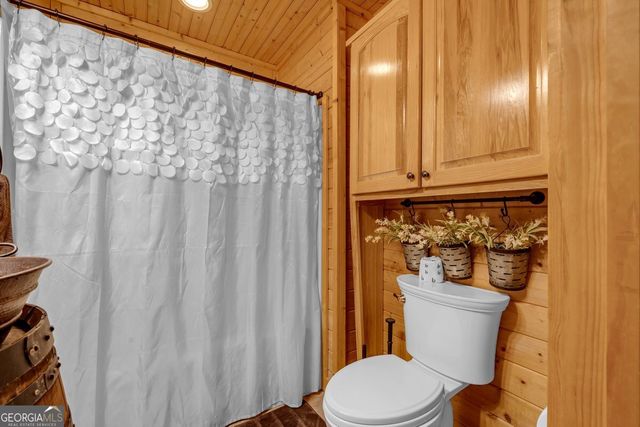 549 Sleepy Hollow Road, Ellijay, GA 30536