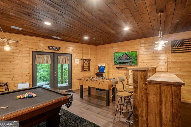 549 Sleepy Hollow Road, Ellijay, GA 30536
