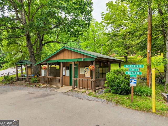 549 Sleepy Hollow Road, Ellijay, GA 30536