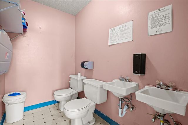 19401 E US 24 Highway, Independence, MO 64056