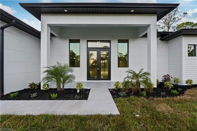 3269 54th AVE NE, Naples, FL 34120