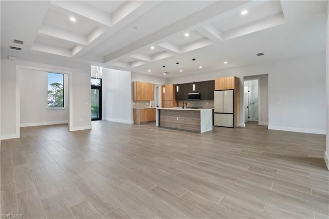 3269 54th AVE NE, Naples, FL 34120