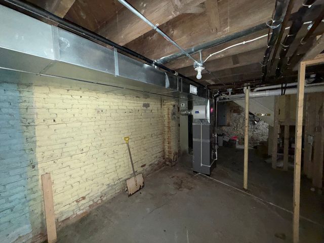 201 S Elida Street, Winnebago, IL 61088