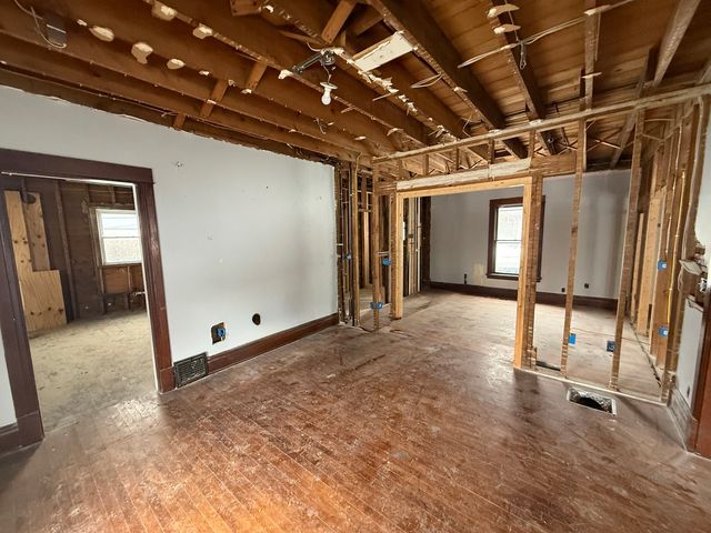 201 S Elida Street, Winnebago, IL 61088