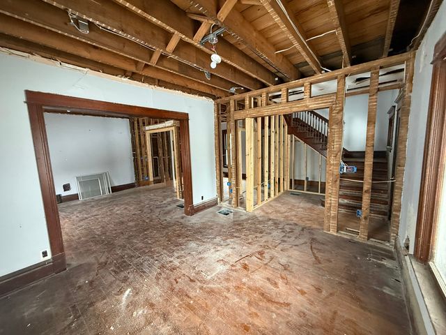 201 S Elida Street, Winnebago, IL 61088