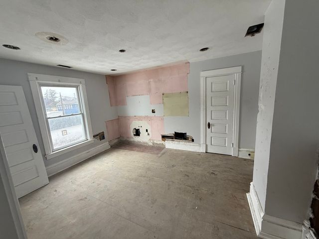 201 S Elida Street, Winnebago, IL 61088