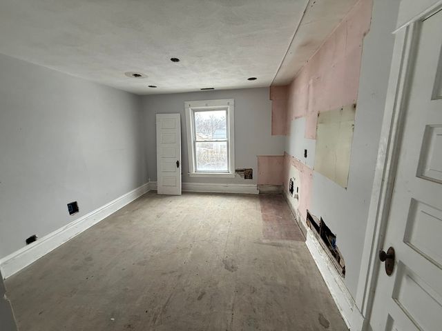 201 S Elida Street, Winnebago, IL 61088